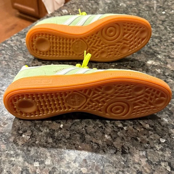 New adidas Handball Spezial Green Neon Yellow Suede - Picture 10 of 12